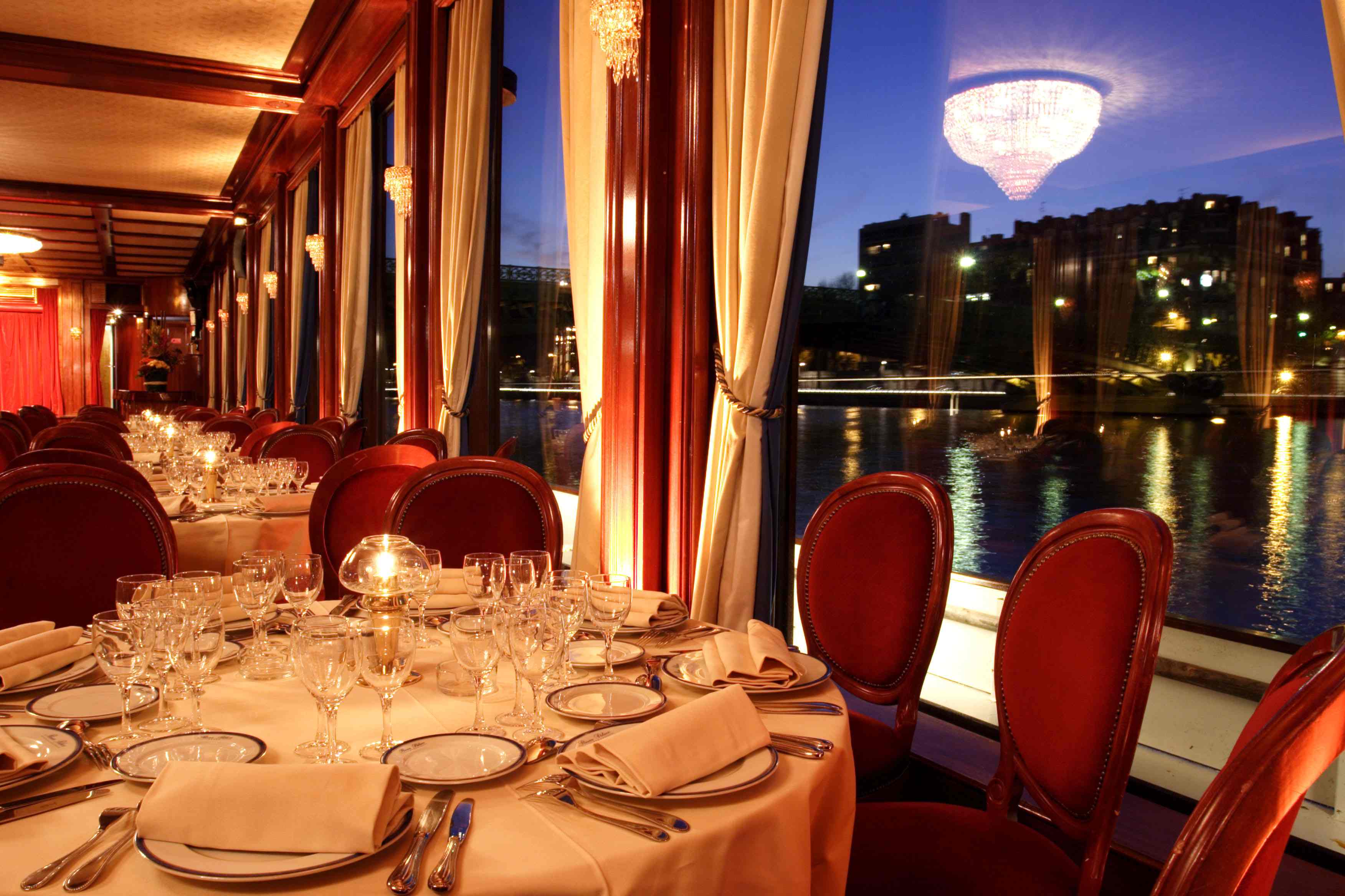 river palace cruise paris